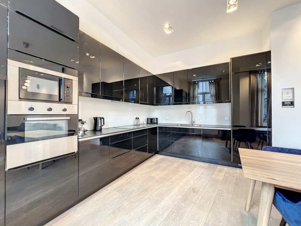 bd94a359e4c949bea97ab81b5c9b1767