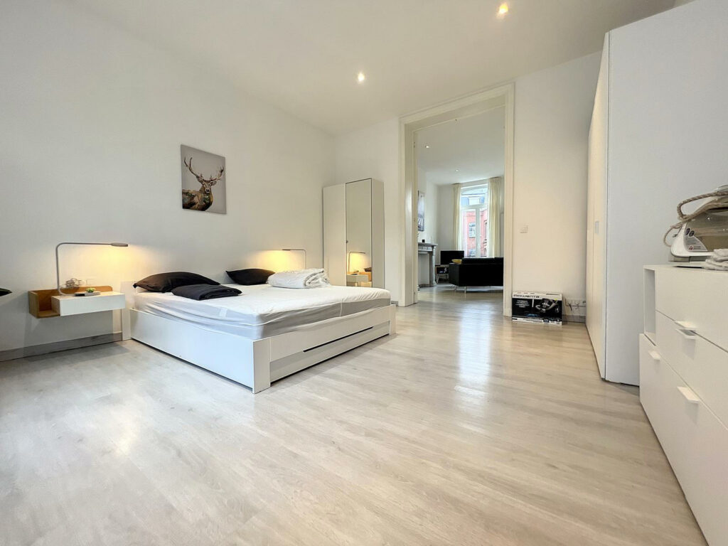 1b5d012acddd4b9cae5890c4b3dd698b