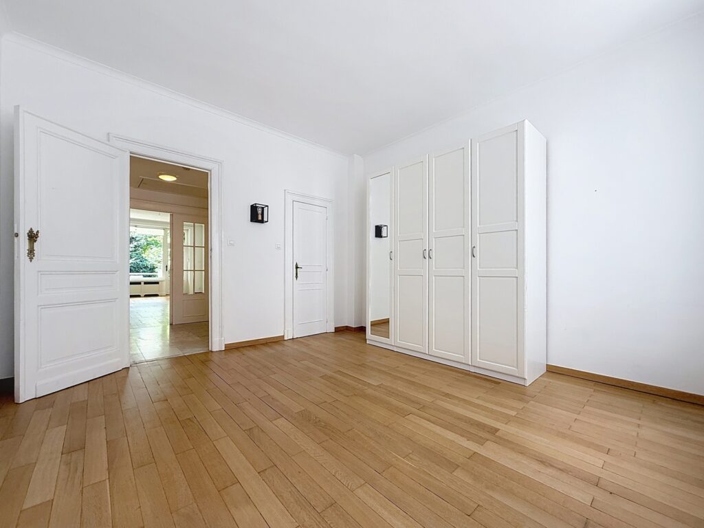 1ee779cb82c74102a83aab563f91eb24