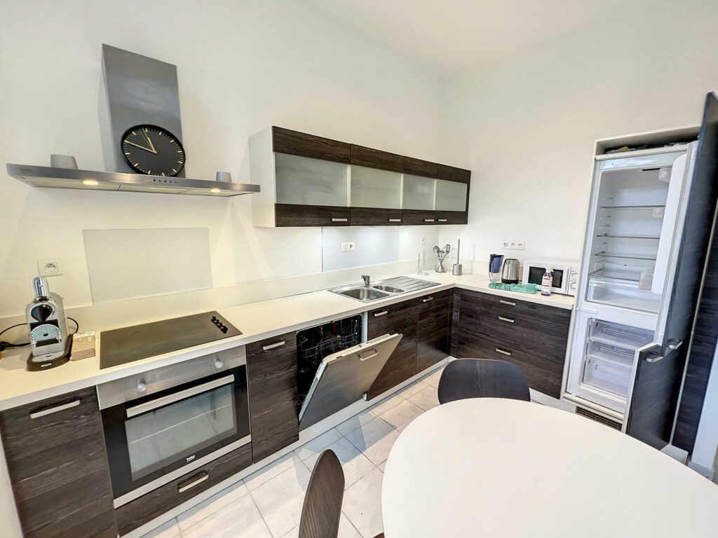 3e7a0ce9e5fe4b7d93e89fb030a584c4