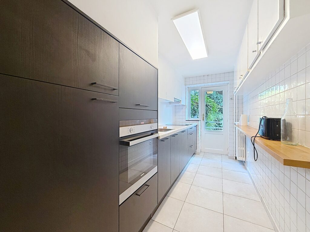 9025ea05cd4249d48d8a0688e775b0f5