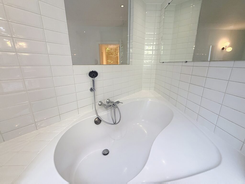 a71a5849b1b349cdbb2efcf699c067fa