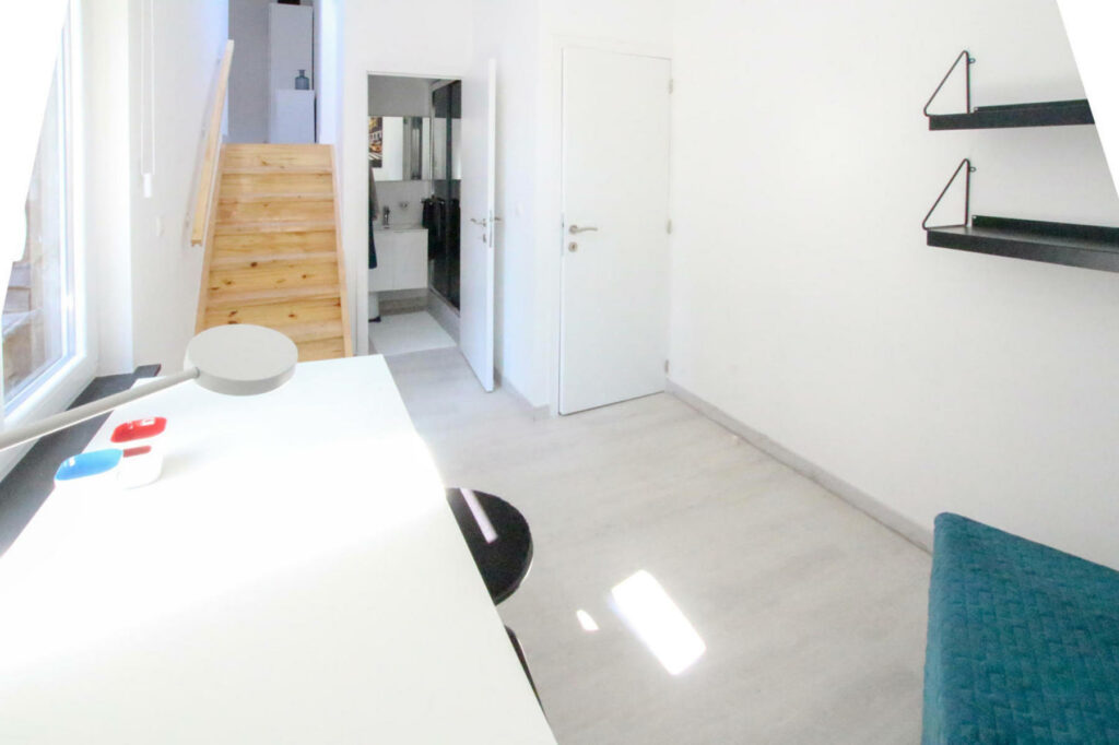 d1003c5b1732403ba3ce9ce0ec4cc1e3