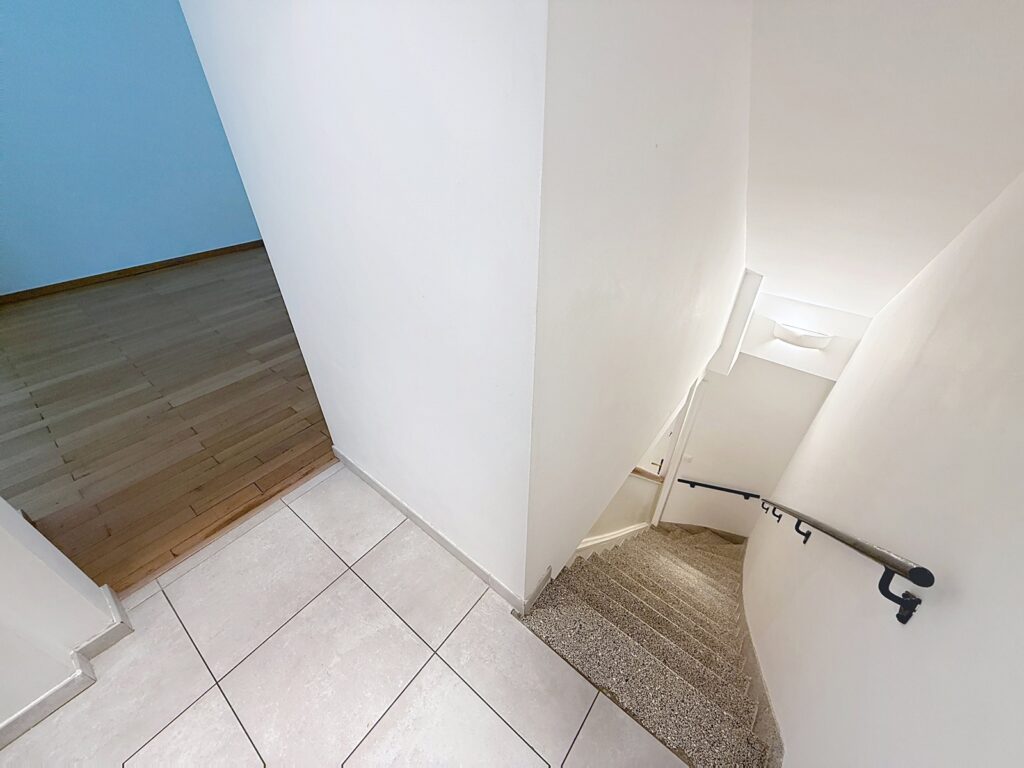 e77f3555c4ba4bd78887efa55bf89071