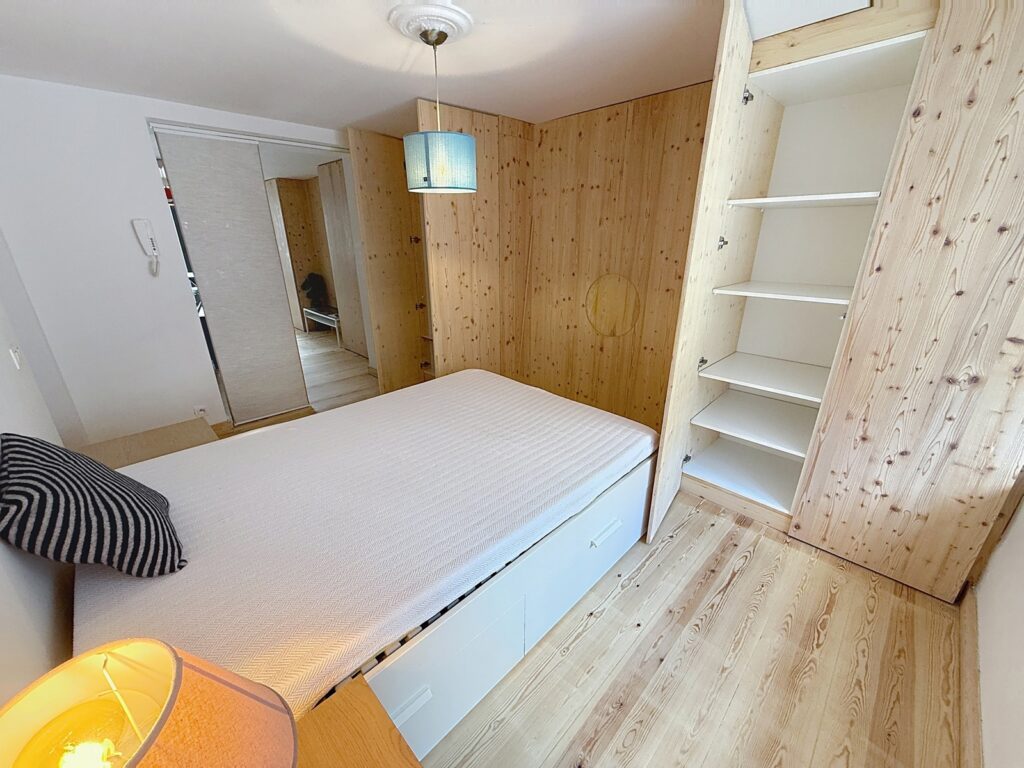 231136a64c034b58ad78a85303499e99