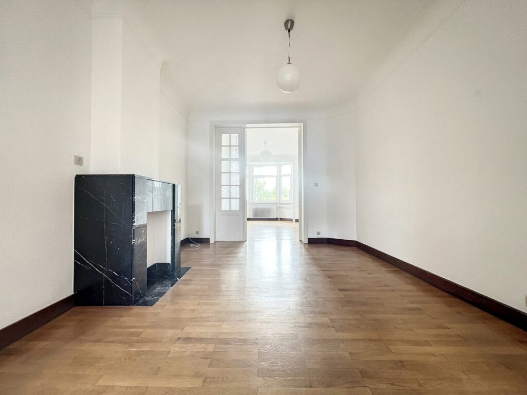 d70e8091fb644950b02109a3a554b803