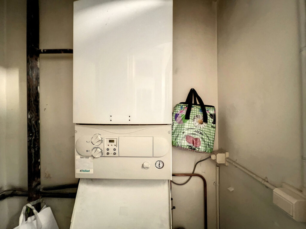 f0bff32958054796b8cb5625f477c3d2