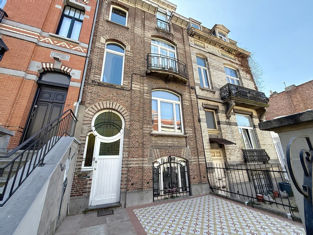 f549e484103448e9aaca8d70fcaa4756