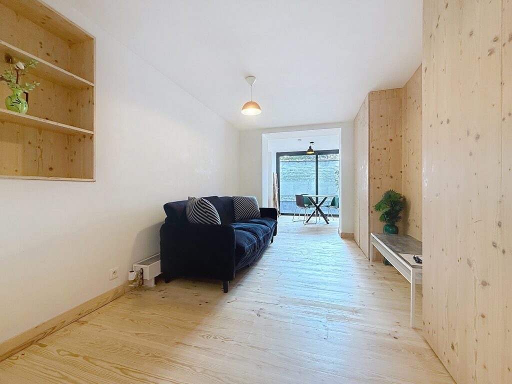 fe8ad6b6965a42368cc8d199234f3e7d