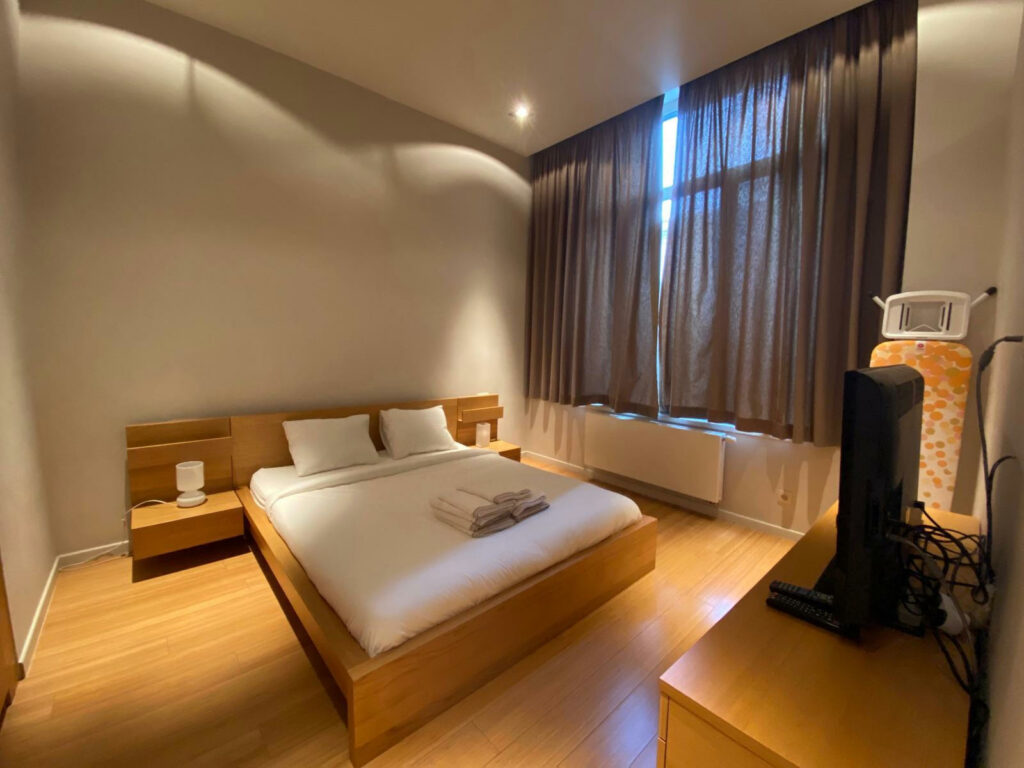 1de7980863da474e996f9c1ebb318488