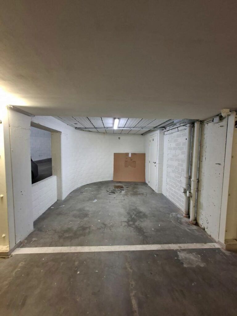 b60d19c1601c45f9b1fbad74d3db7f01