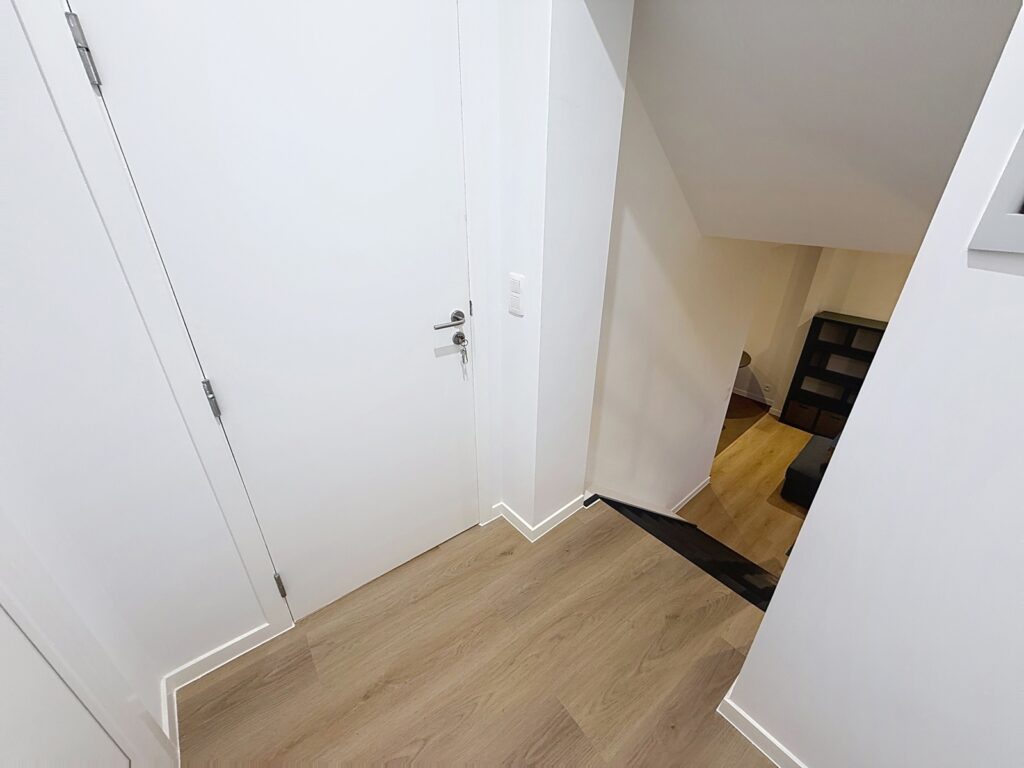 ce670e3dcdec42679b959e916c45d3cd