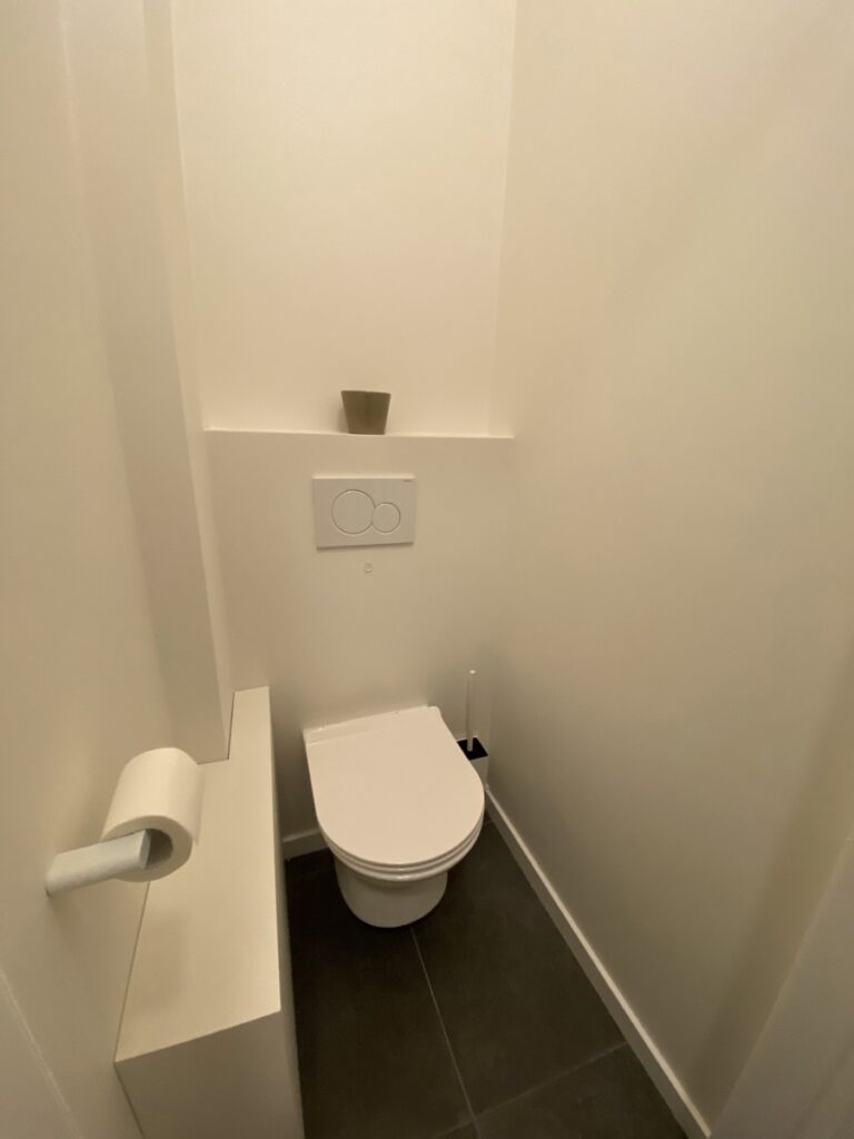 22f6dfb310aa46f79ca2f0159ed9d7b4