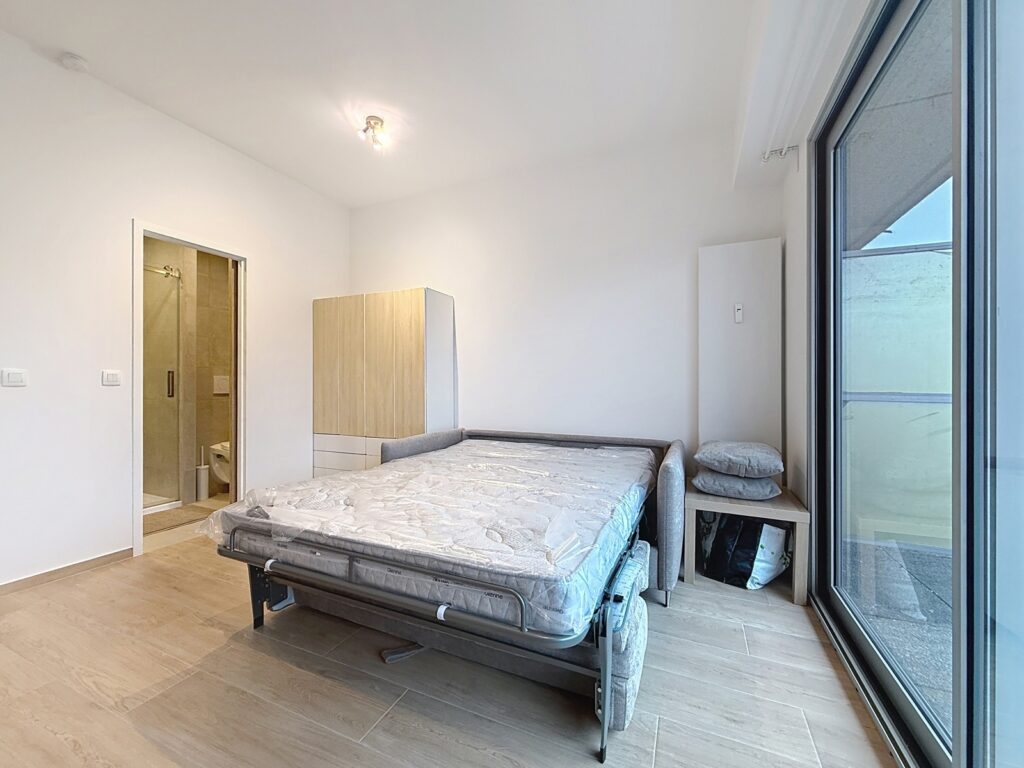 24869e4ffa5743188d59fb7570ac7b3f