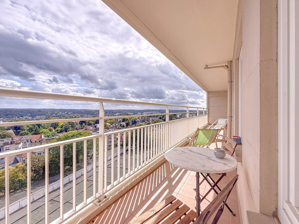 3f80e9b8e0d74b77ae38d3e1a9c9cf94