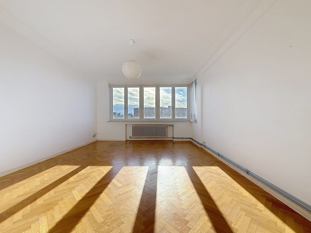 43012fc6dc604d97be58eb5c3f876e05