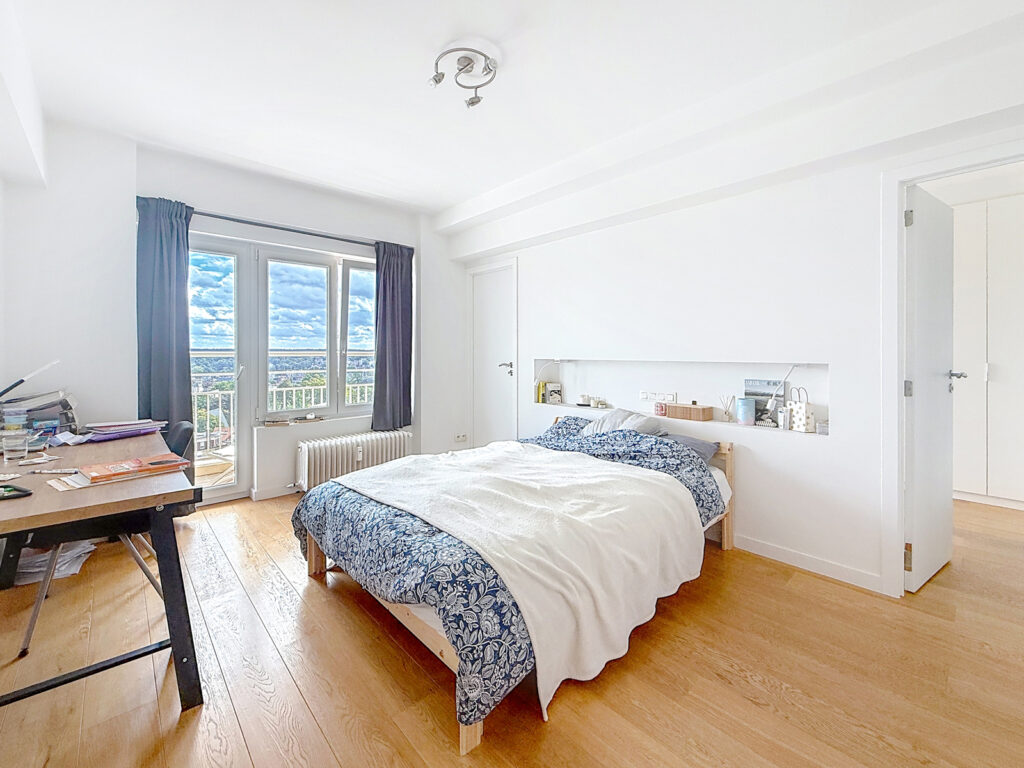 d7e937460f2a4793baed641e4a8bfbbc