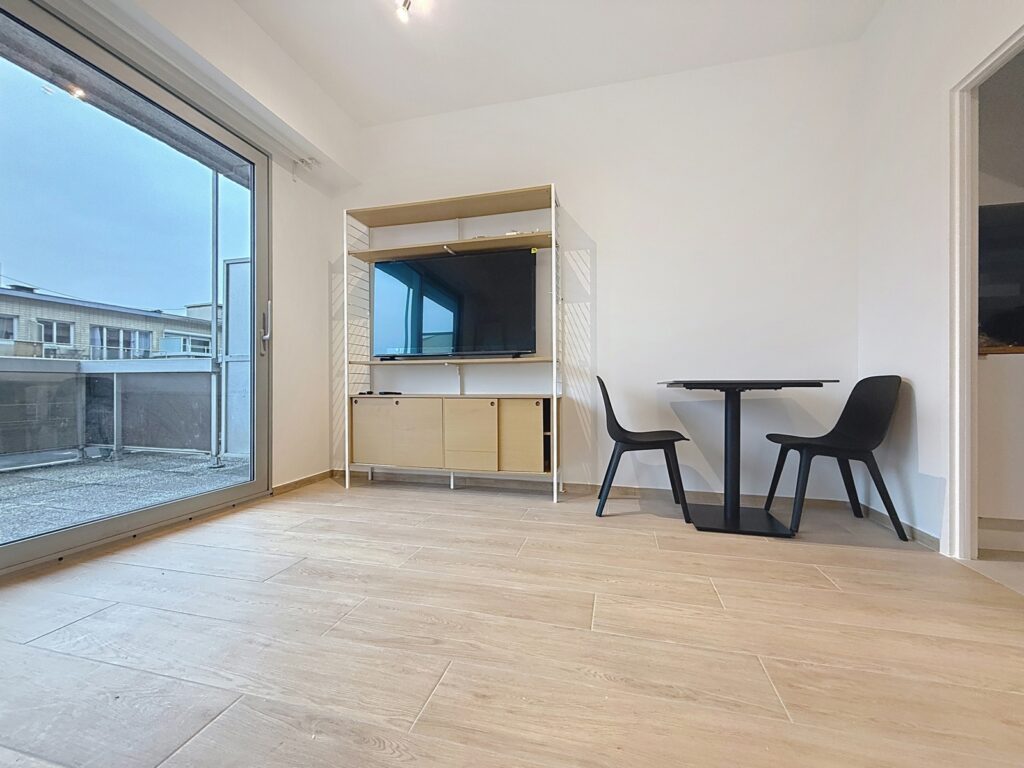 e4732f0ebeef4b2ab3126622a9c67f9a