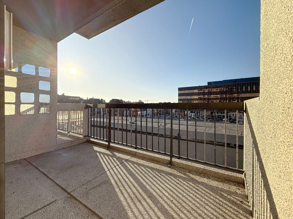 105c332bf8fe4cdfbe9a0be93d4516cb