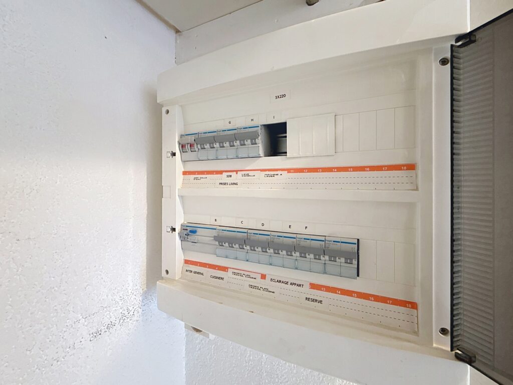 cfe6b61307724f80a2f5c78a641db661