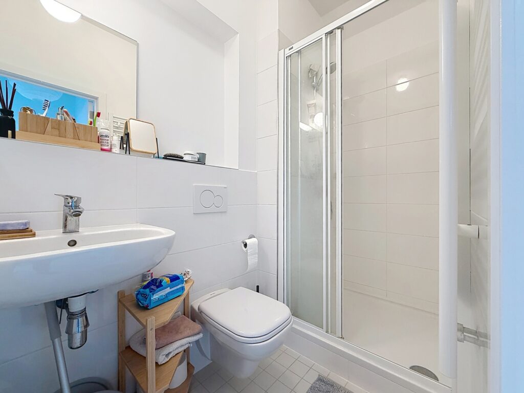 2193ad446b04409b9784d127880e3a1a