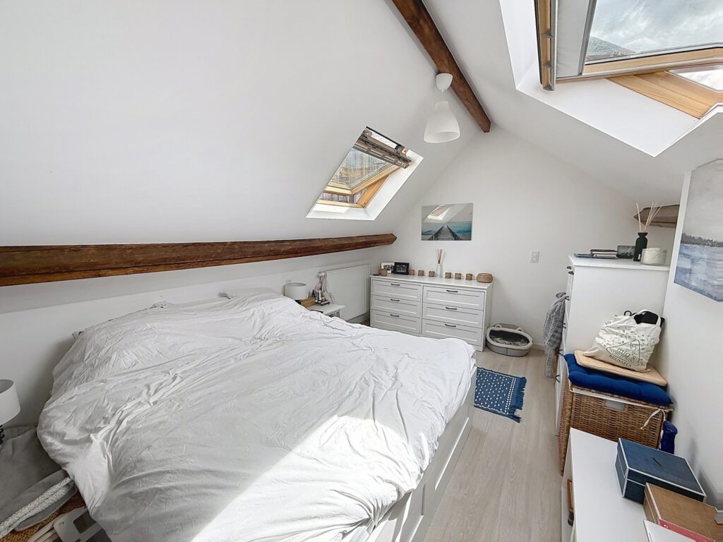 4abb4f0abf3c4604bbaa6d87337d22b4