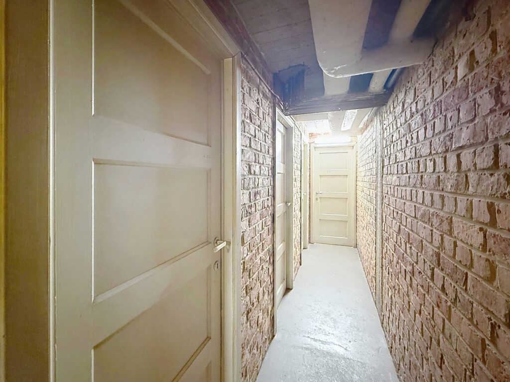 4d48427e1b0c4635ac8caaa3e26fc3b4