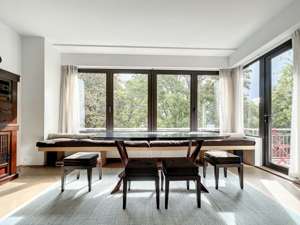 4e3489e16360402ebfeb54bbc82ccf09