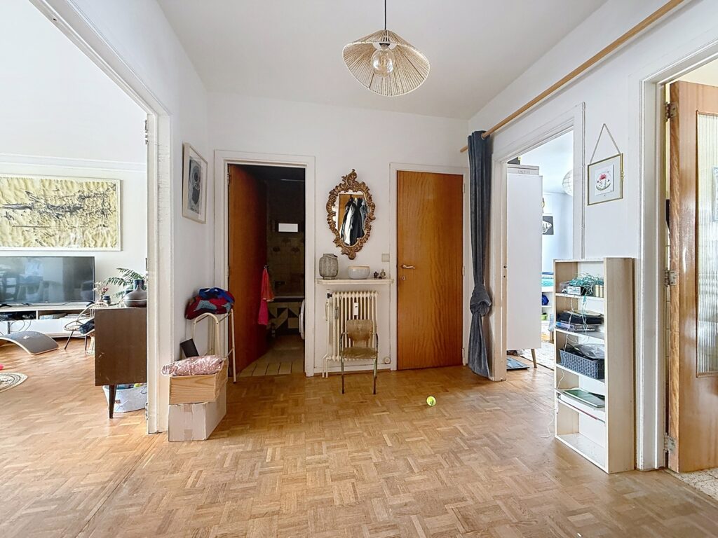 57e7a232cda74bc18f502f0a00e8a87b