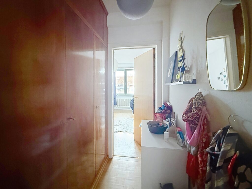 bf0e3225958a42579d5e70e4eaa7b372