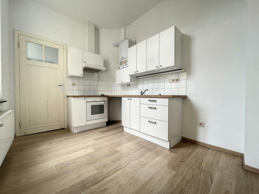 d7aa176b49b447438fdb923f713d6f73