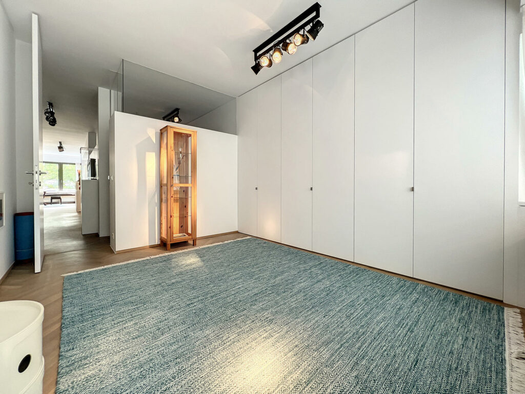 de44092ed5ee43608e2a389d00bed8a6