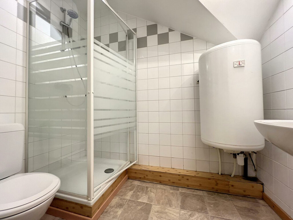 4f1aa5c6827b4cd693ba1ea5352f2a5c